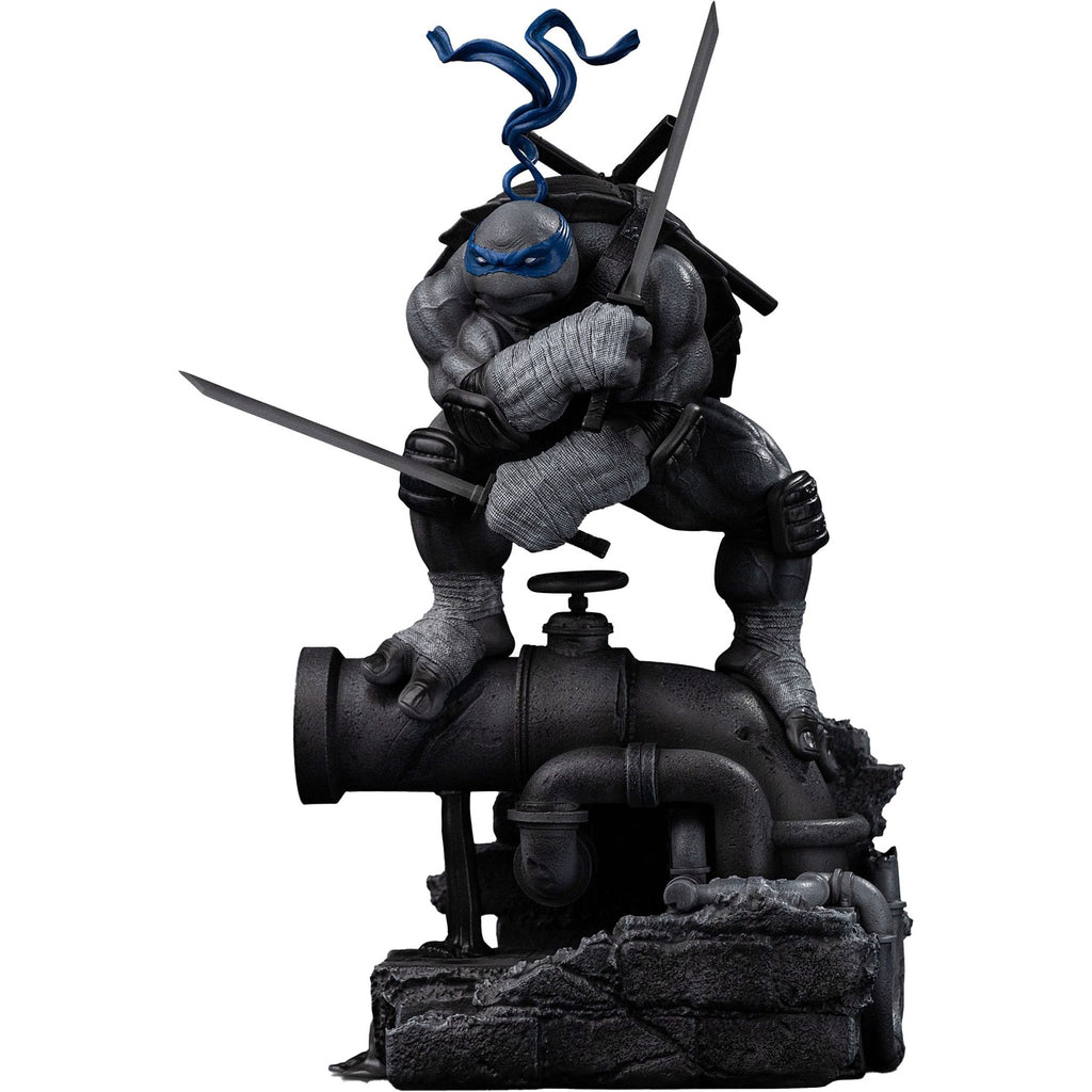 Product image Teenage Mutant Ninja Turtles Art Scale Statue 1/10 Leonardo Black and White Variant 26 cm heo exclusive