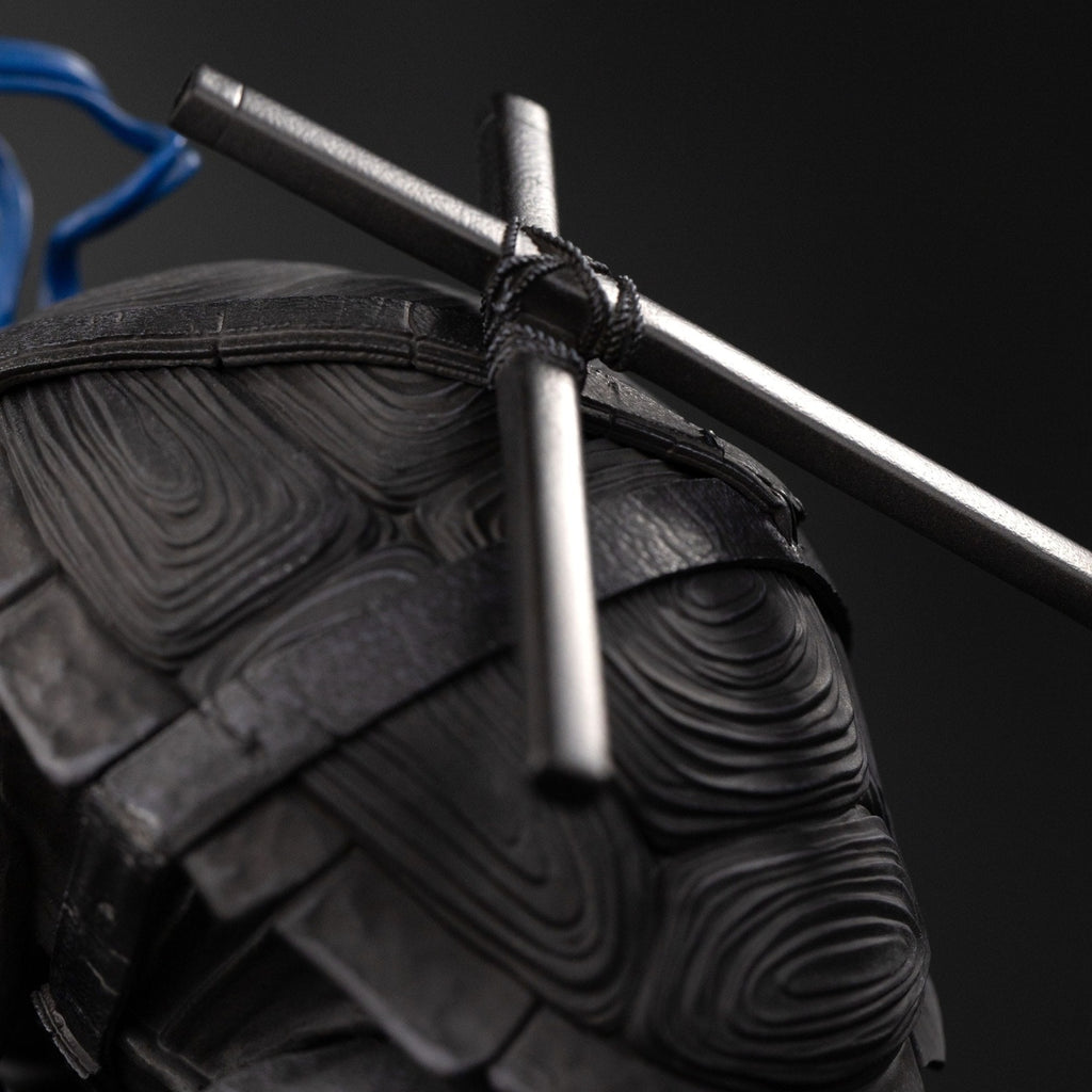 Product image Teenage Mutant Ninja Turtles Art Scale Statue 1/10 Leonardo Black and White Variant 26 cm heo exclusive