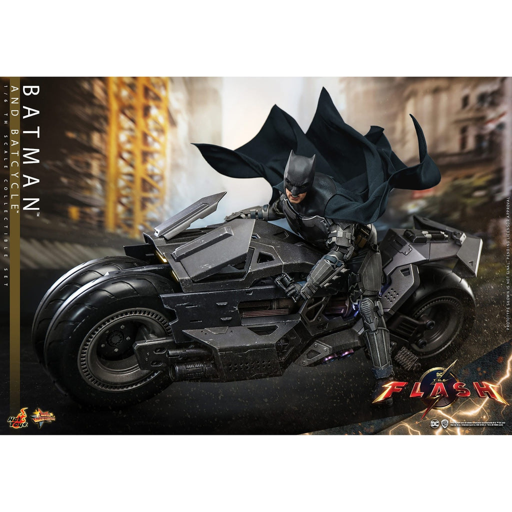 Product image The Flash Movie Masterpiece Action Figure with Vehicle 1/6 Batman & Batcycle Set 30 cm