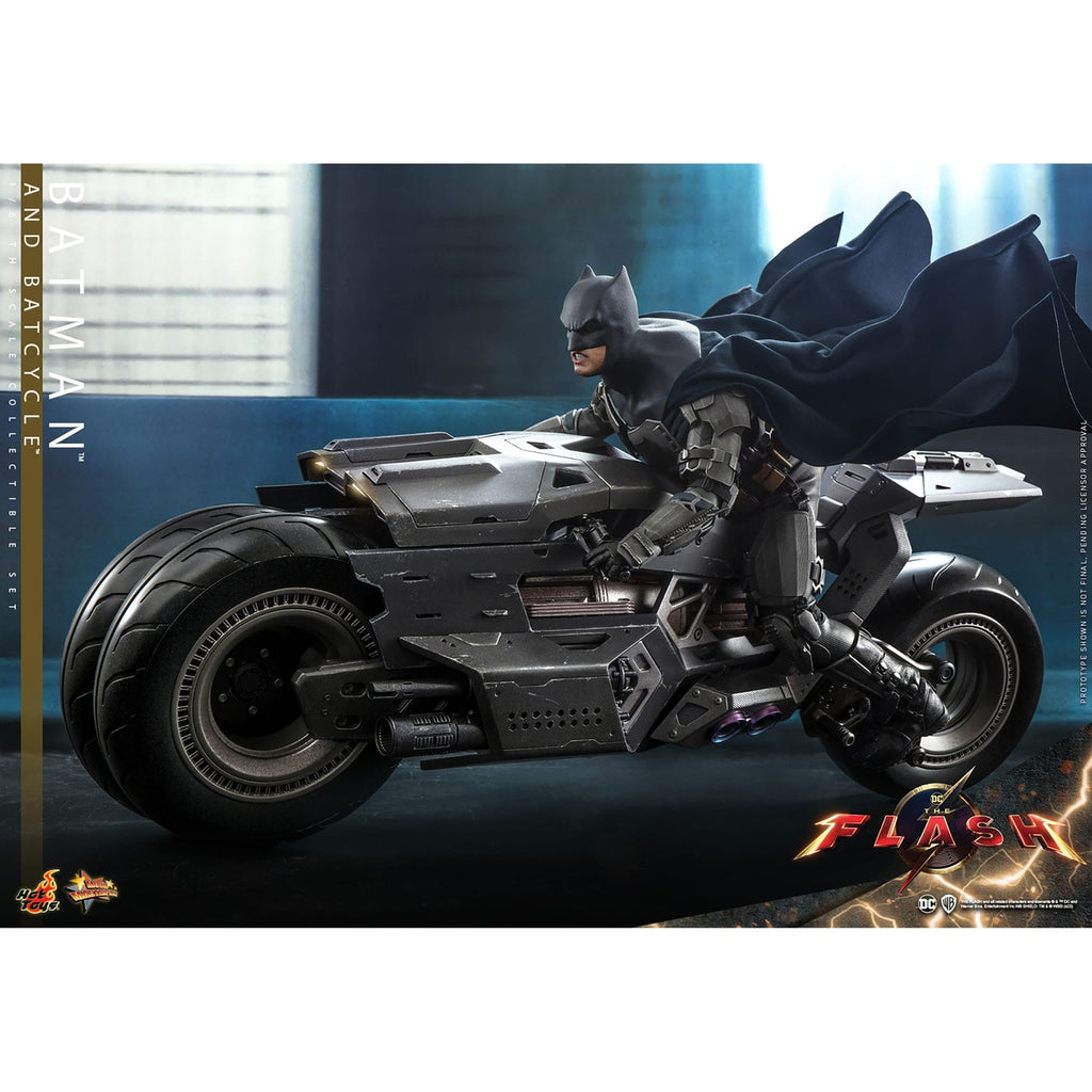 Product image The Flash Movie Masterpiece Action Figure with Vehicle 1/6 Batman & Batcycle Set 30 cm