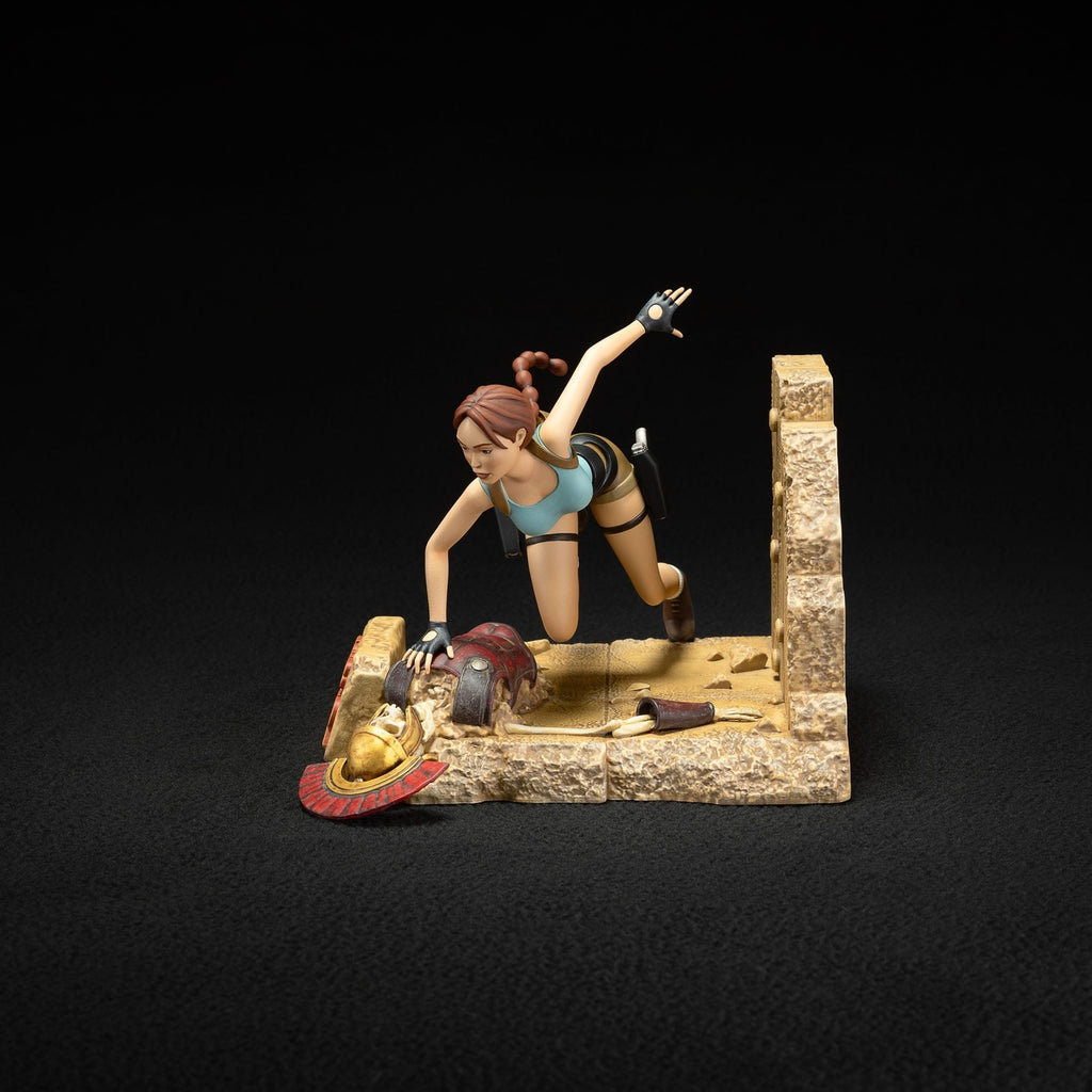 Product image Tomb Raider 1996 PVC Statue Lara Croft Classic Era 17 cm