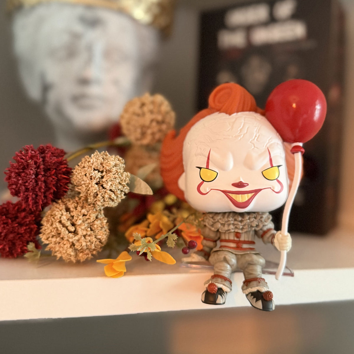 Product image Stephen King's IT - Pennywise Horror Sitters Funko Pop! Figure