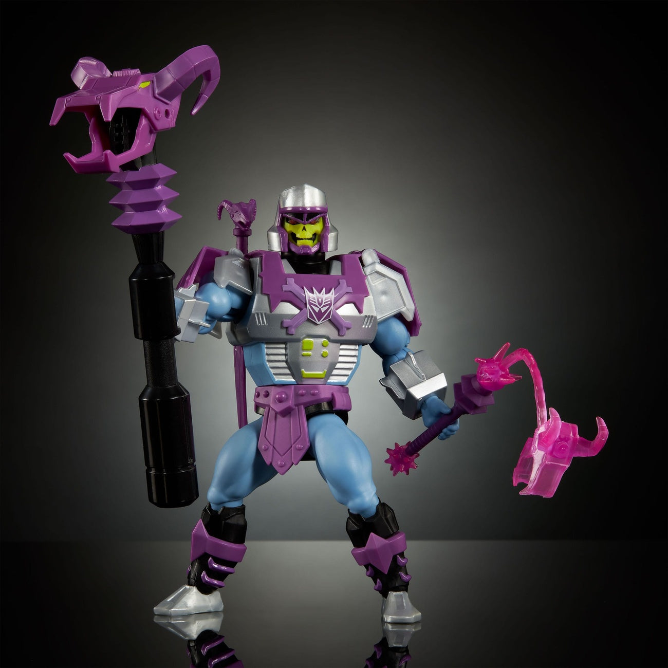 Product image Masters of the Universe x Transformers action figure Megatron Armor Skeletor heo European Exclusive 14 cm