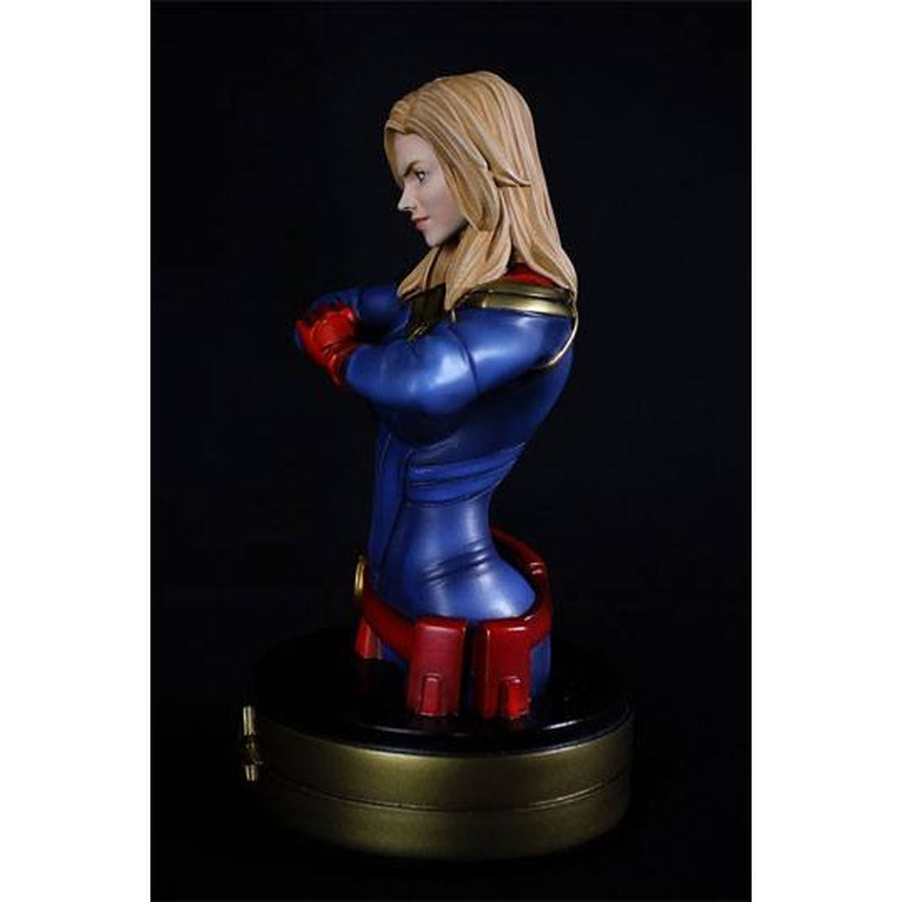 Product image Captain Marvel Bust Captain Marvel 20 cm