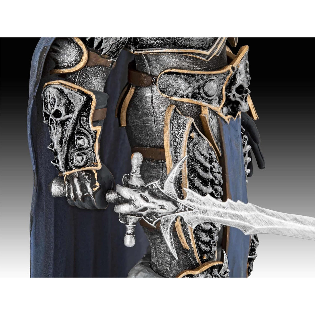 Product image World of Warcraft Model Kit Gift Set 1/16 The Lich King 13 cm