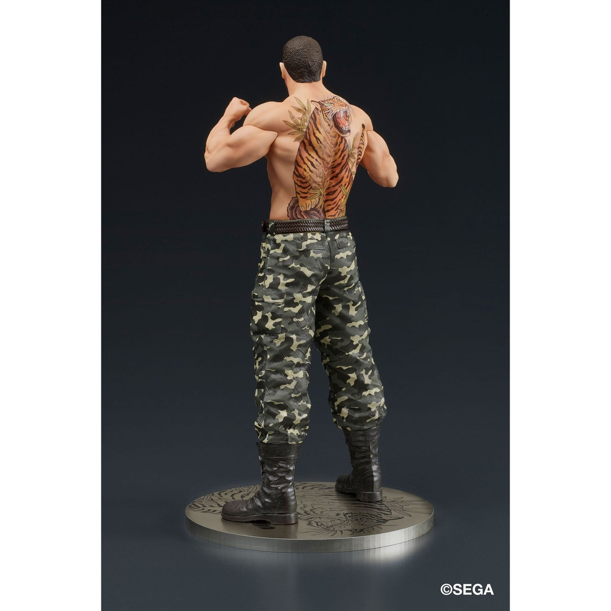 Product image Yakuza: Like a Dragon Digsta PVC Statue Taiga Saejima Battle Style Ver. 18 cm