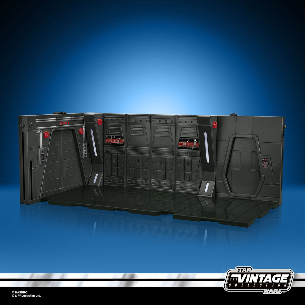 Product image Star Wars: The Mandalorian Vintage Collection Moff Gideon's Imperial Light Cruiser Hallway with Mandalorian Privateer Act