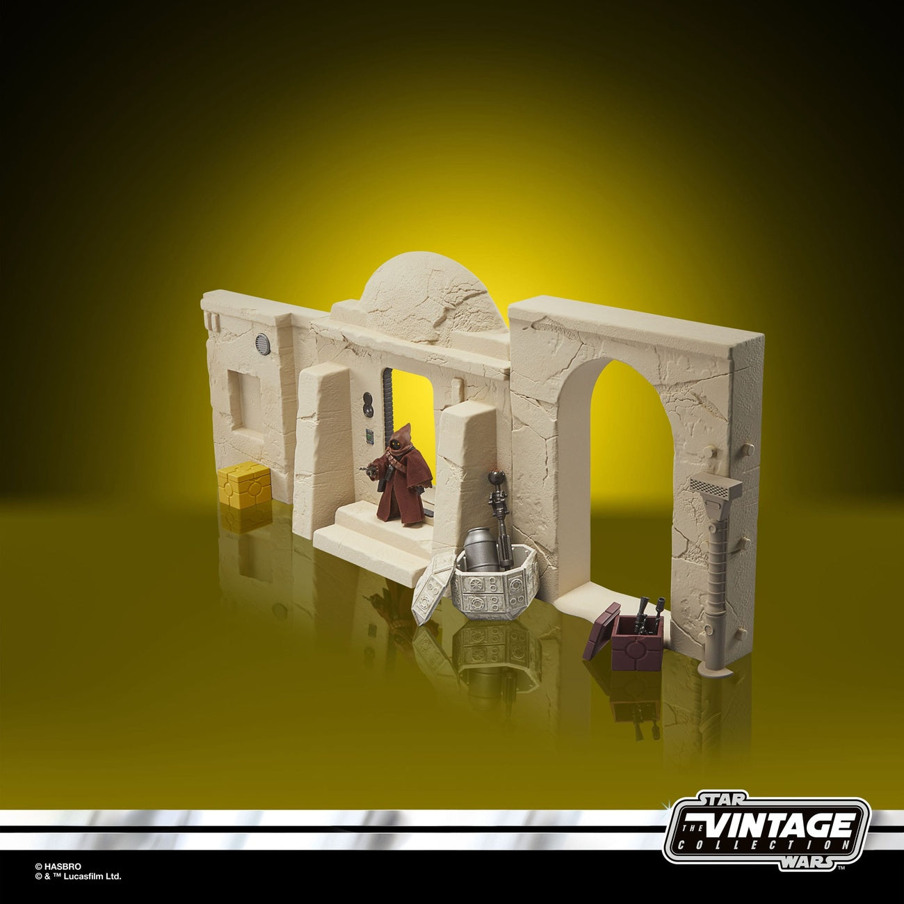 Product image Star Wars Episode IV Vintage Collection Playset Streets of Mos Eisley with Jawa Action Figure