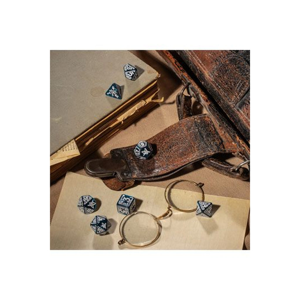 Product image Call of Cthulhu Dice Set Abyssal & White (7)