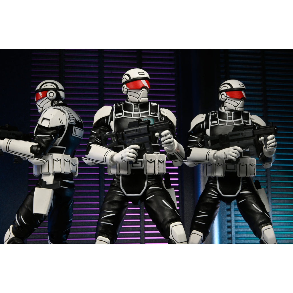 Product image Teenage Mutant Ninja Turtles (The Last Ronin) Action Figure Synja Commando with Mousers 18 cm