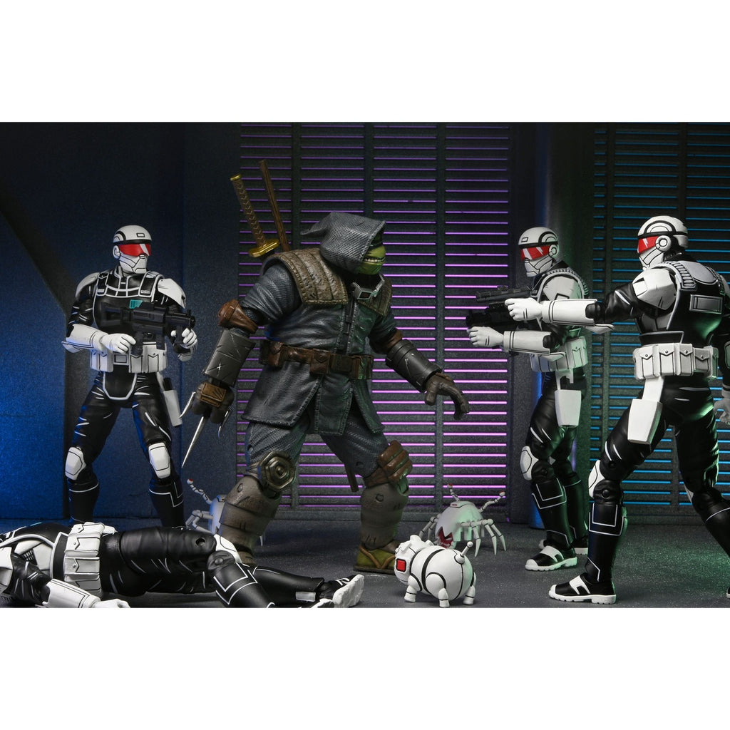 Product image Teenage Mutant Ninja Turtles (The Last Ronin) Action Figure Synja Commando with Mousers 18 cm