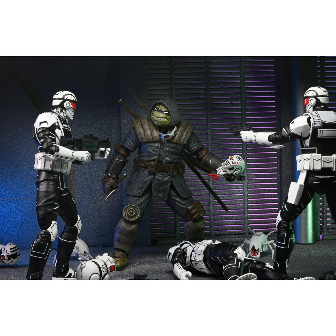 Product image Teenage Mutant Ninja Turtles (The Last Ronin) Action Figure Synja Commando with Mousers 18 cm