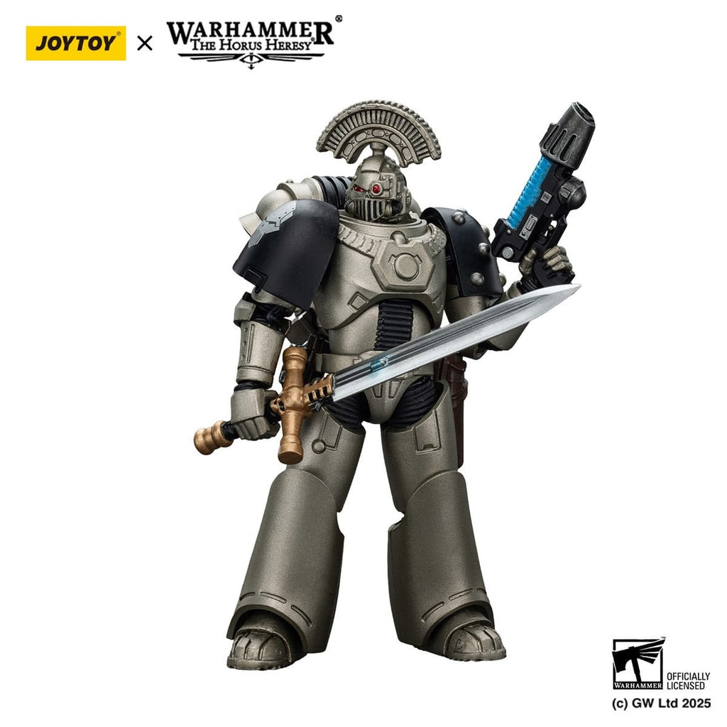 Product image Warhammer The Horus Heresy Action Figure 1/18 Iron Warriors MKVI Tactical Sergeant with Power Sword and Plasma Pistol 12 cm