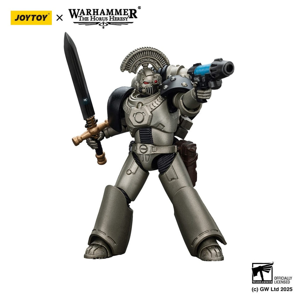 Product image Warhammer The Horus Heresy Action Figure 1/18 Iron Warriors MKVI Tactical Sergeant with Power Sword and Plasma Pistol 12 cm