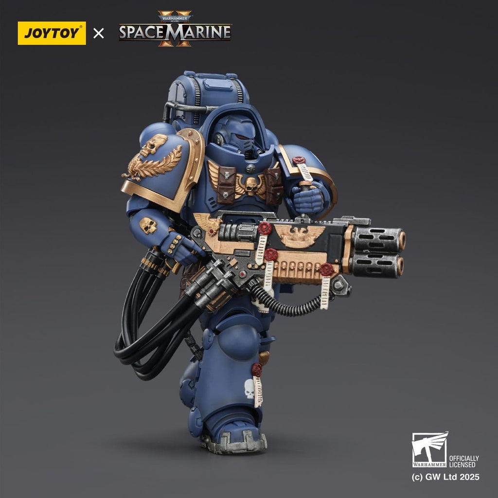 Product image Warhammer 40,000: Space Marine 2 Action Figure Ultramarines Heavy Artificer Armor with Relic Multi-Melta 13 cm