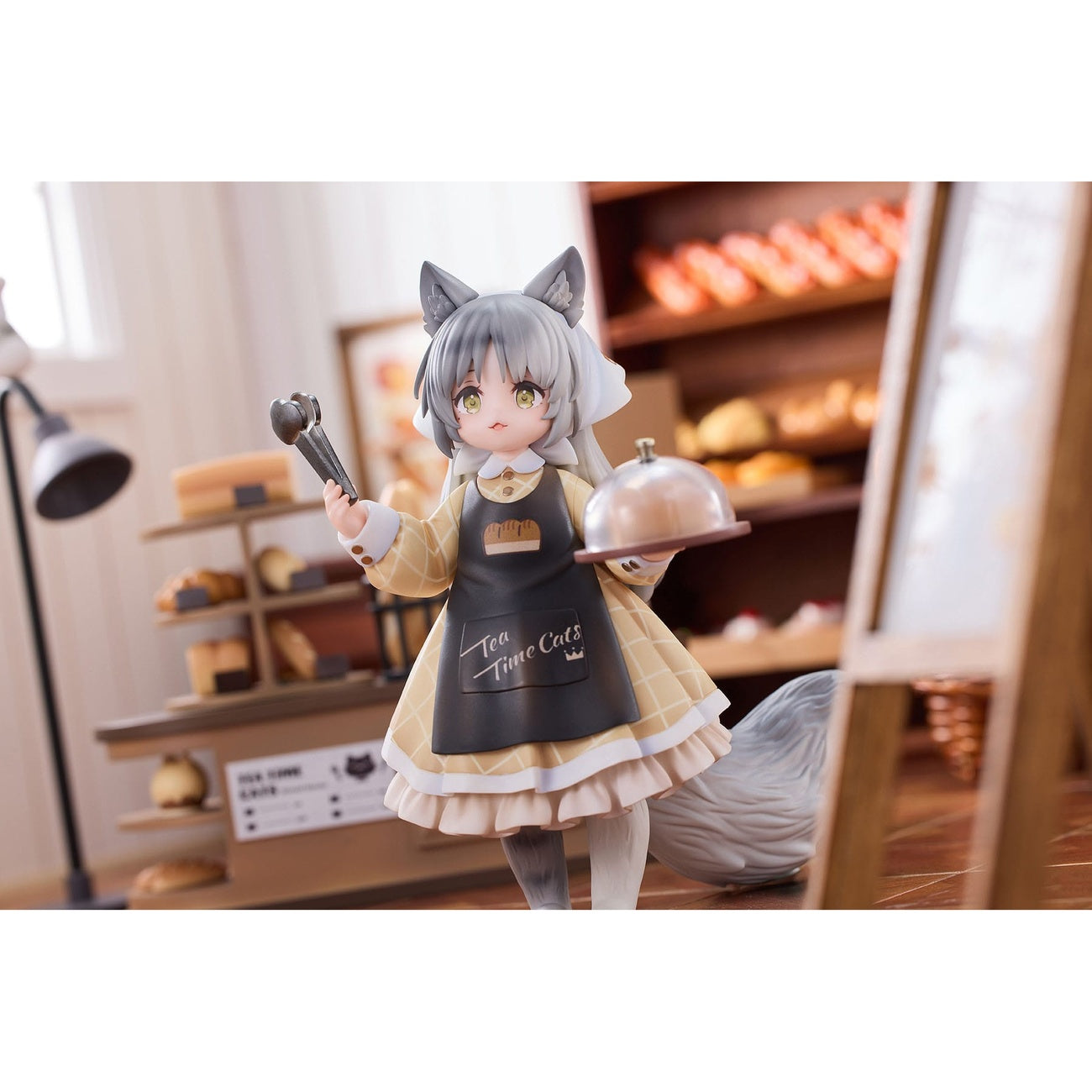 Product image Decorated Life Collection PVC Statue Tea Time Cats - Cat Town Bakery Staff & Customer Set 12 cm