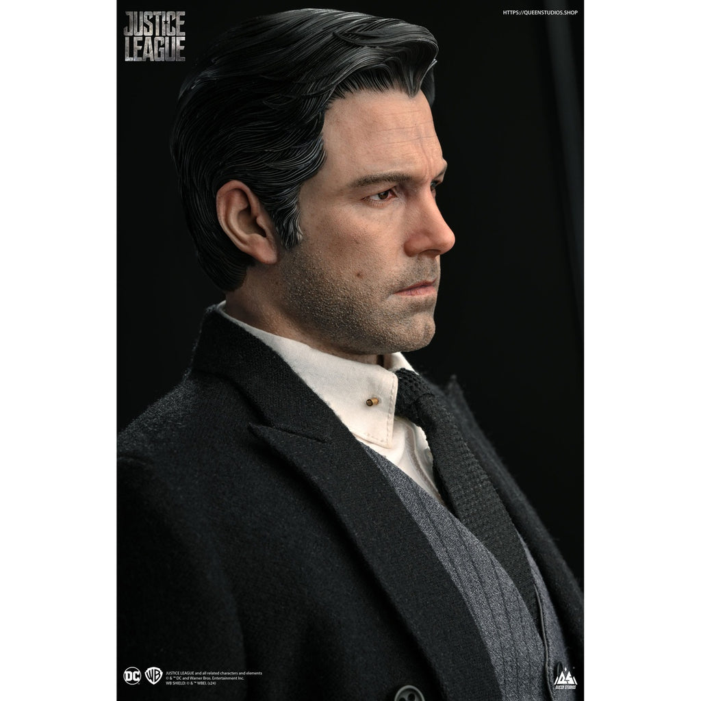 Product image Justice League Statue 1/4 Bruce Wayne (Ben Affleck) 51 cm