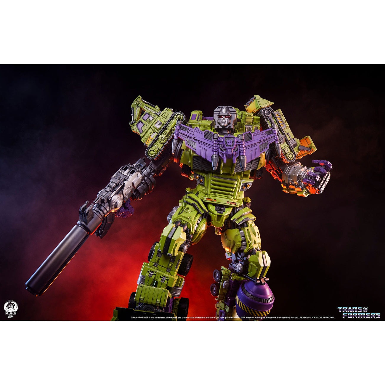 Product image Transformers Museum Scale Statue Devastator 114 cm