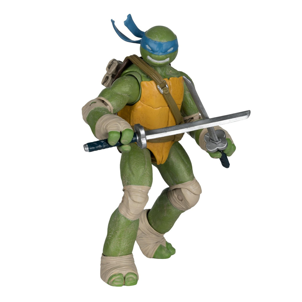 Product image Teenage Mutant Ninja Turtles Page Punchers Leonardo Action Figure 13 cm