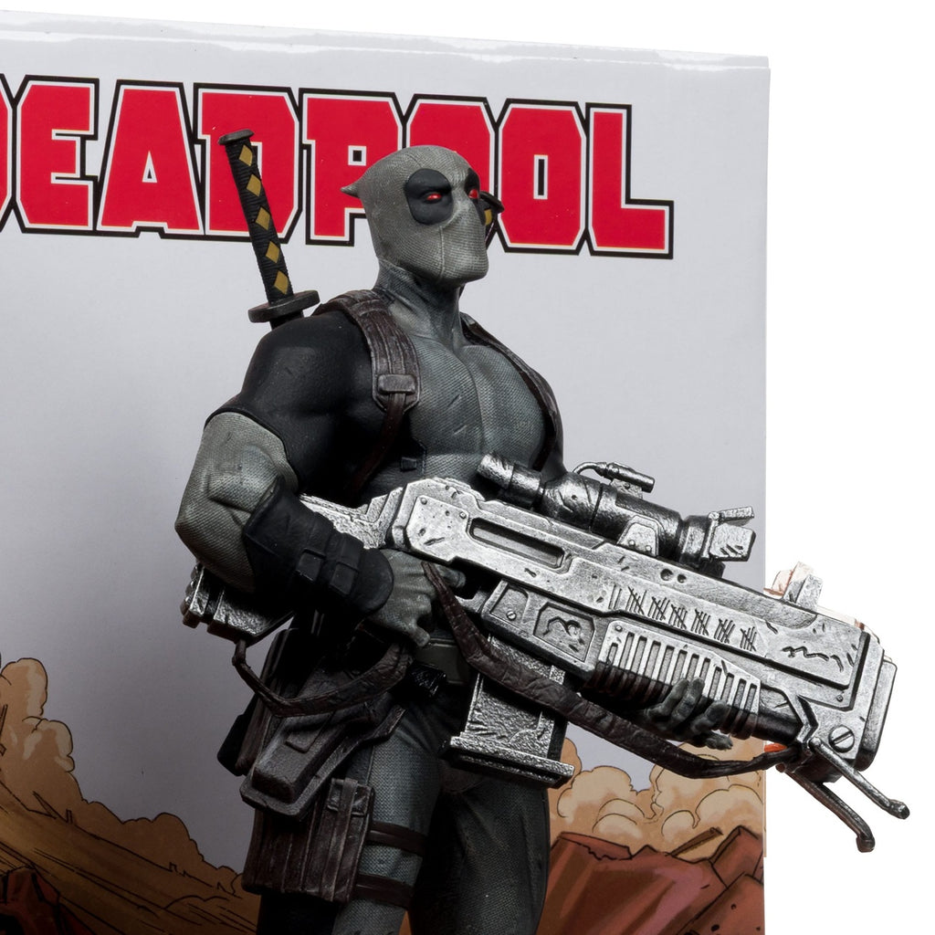 Product image Marvel Collection PVC Statue 1/6 Deadpool (Deadpool #1) (Grey Suit Chase) 27 cm