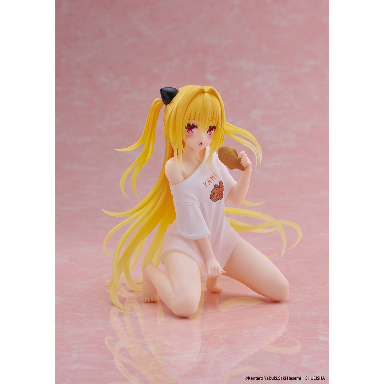 Product image To Love-Ru Darkness PVC Statue Desktop Cute Figure Golden Darkness Roomwear Ver. 13 cm