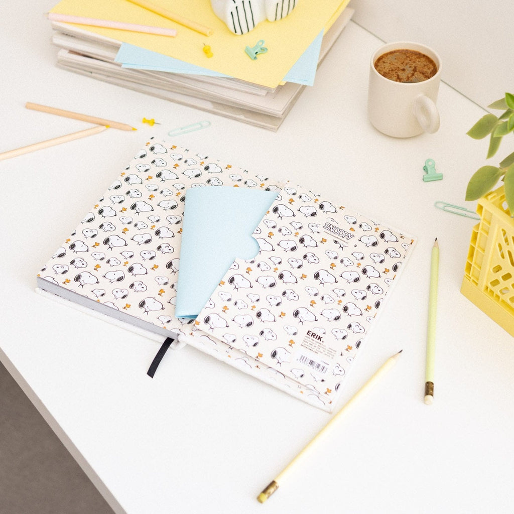 Product image Peanuts Premium Plush Notebook A5 Snoopy