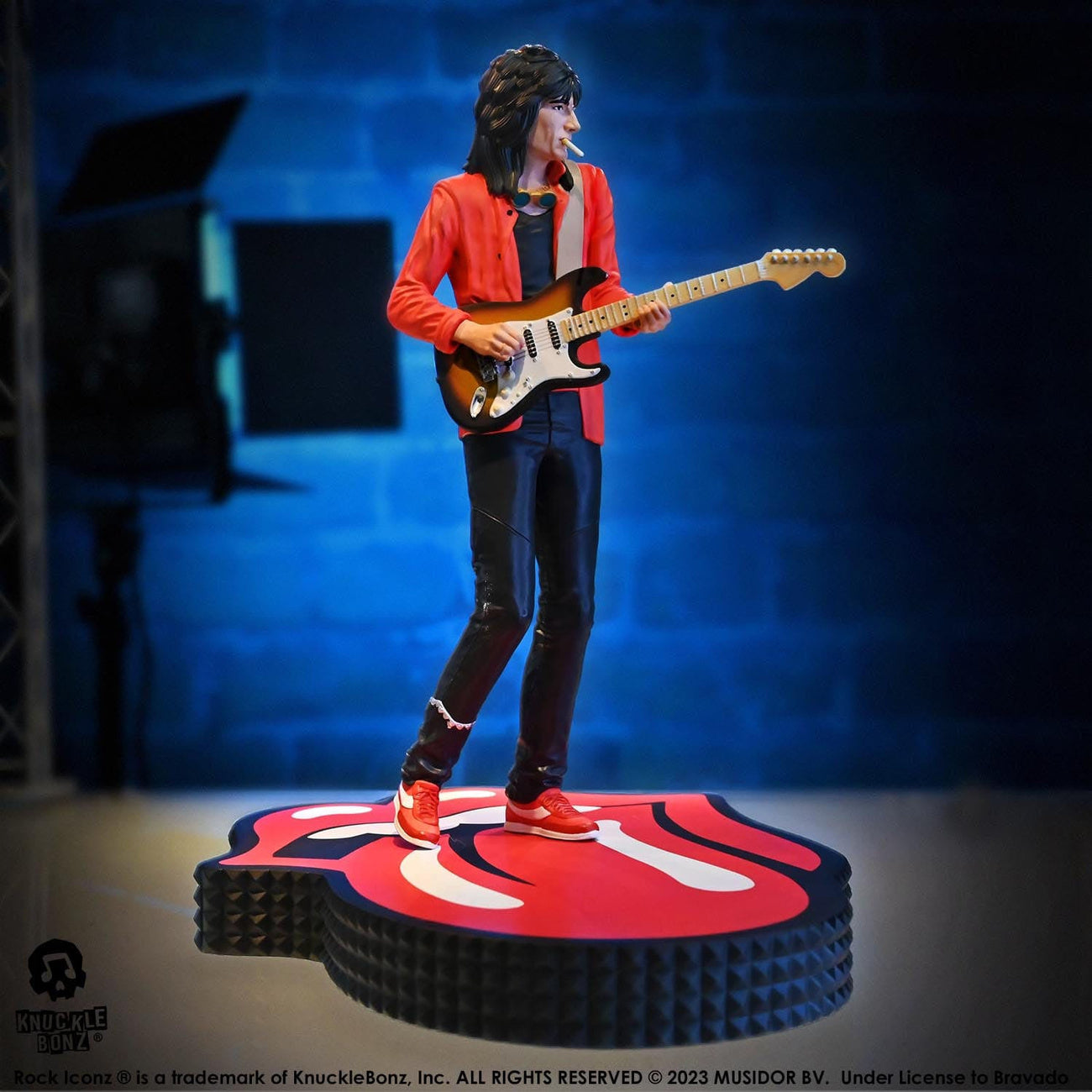 Product image The Rolling Stones Rock Iconz Statue Ronnie Wood (Tattoo You Tour 1981) 22 cm