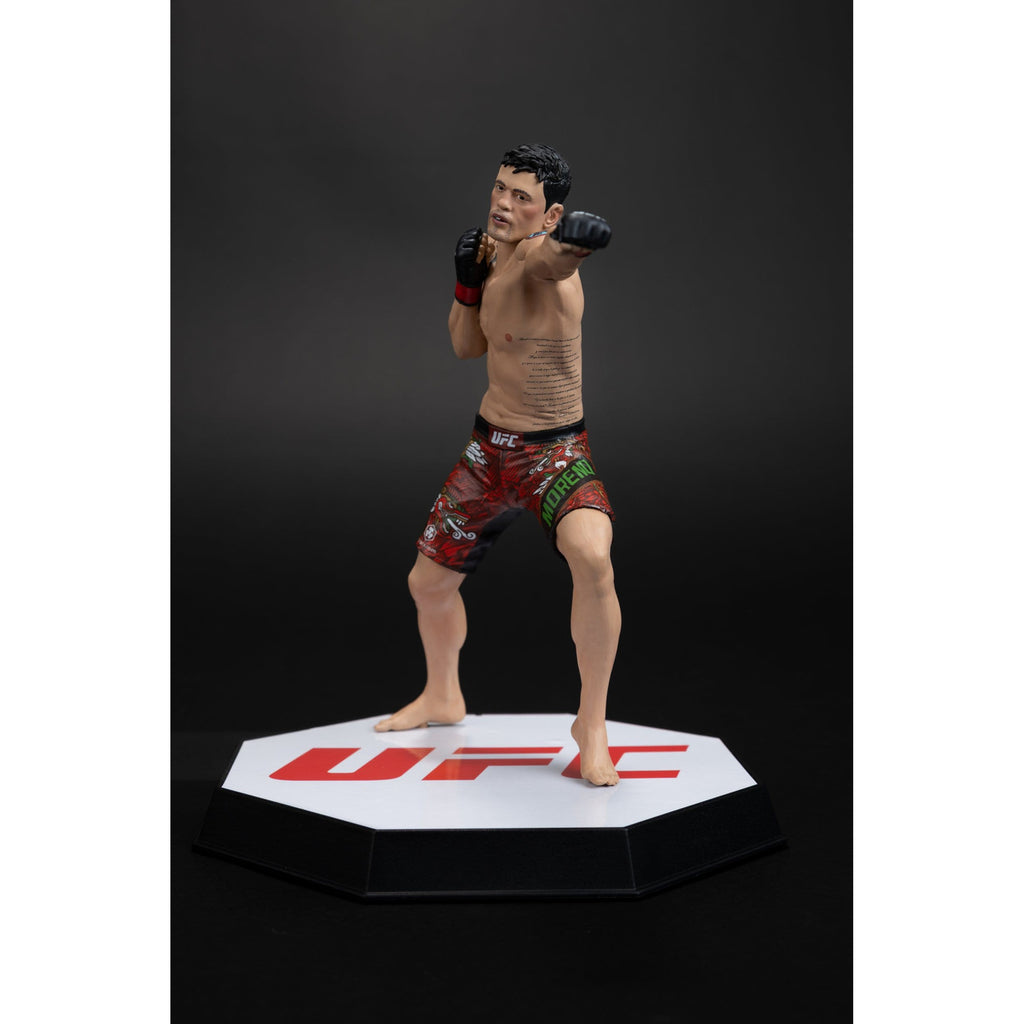 Product image UFC Posed PVC Statue Brandon Moreno 16 cm