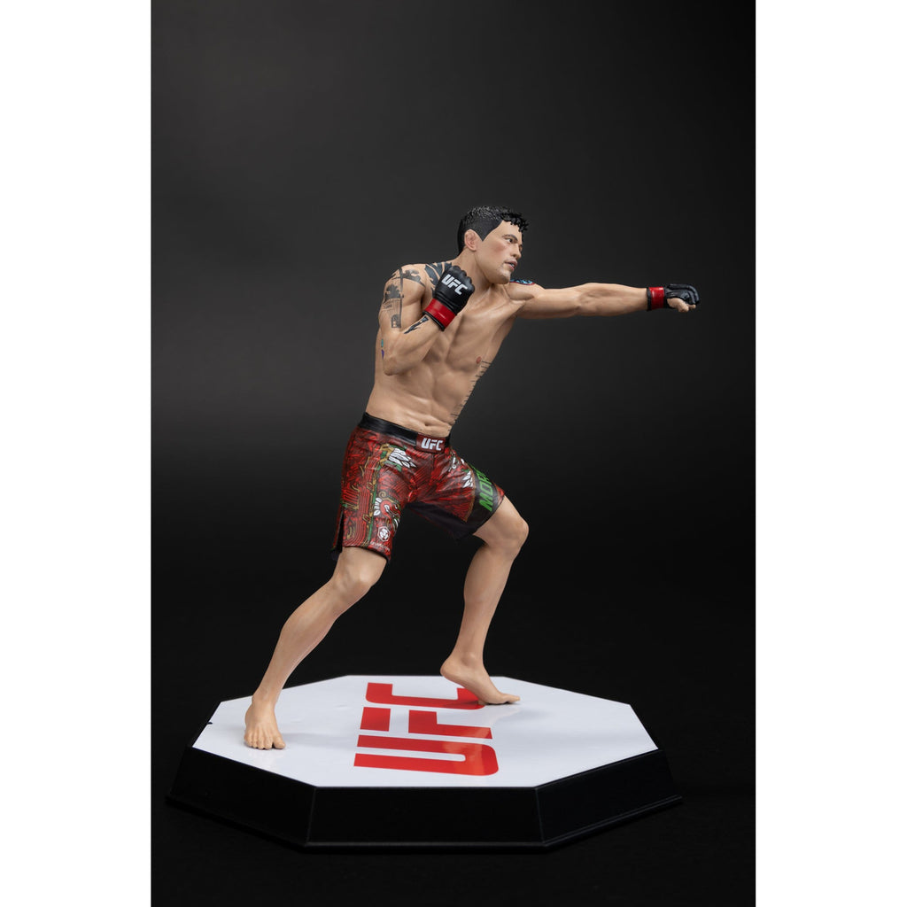 Product image UFC Posed PVC Statue Brandon Moreno 16 cm