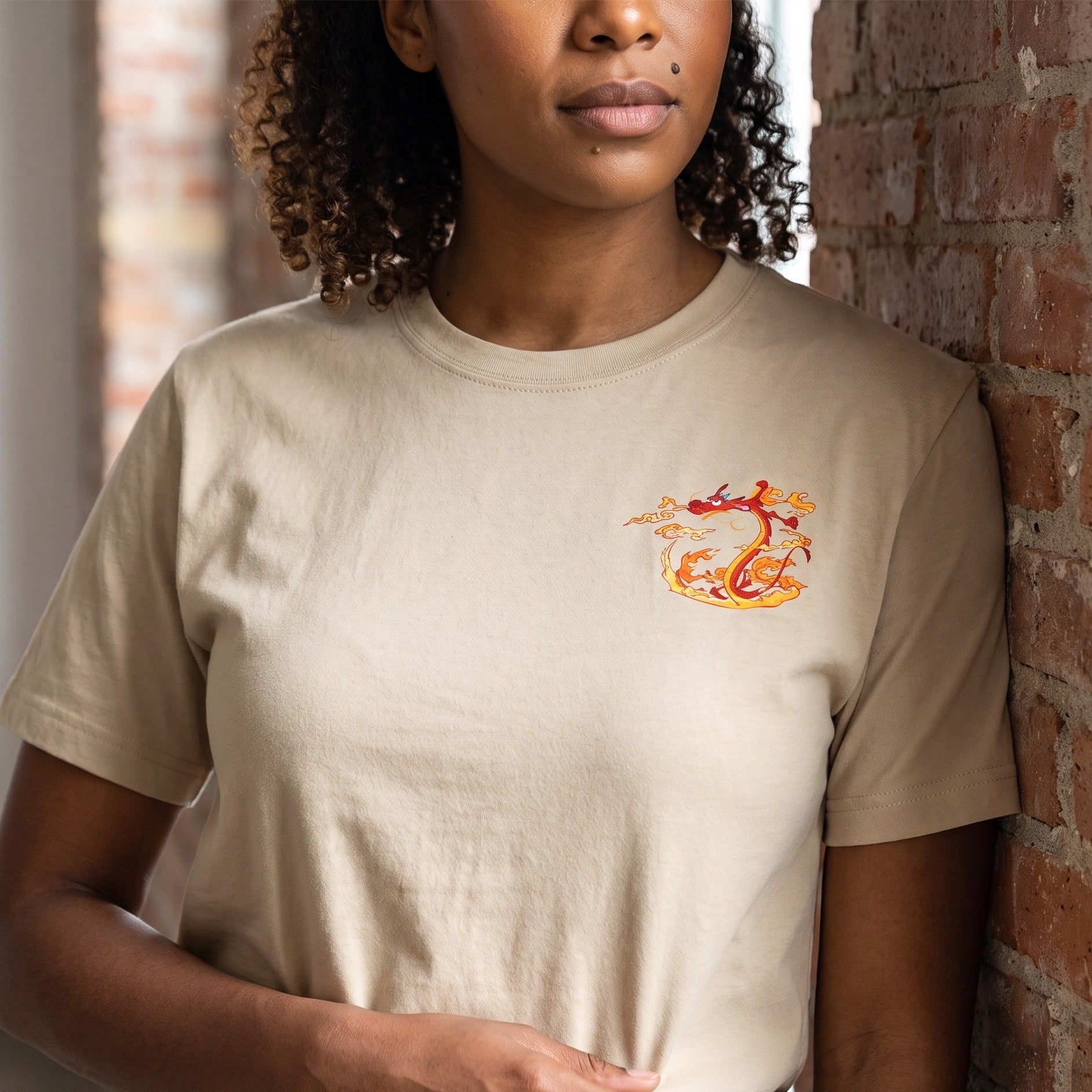 Product image Mulan - Mushu T-Shirt beige