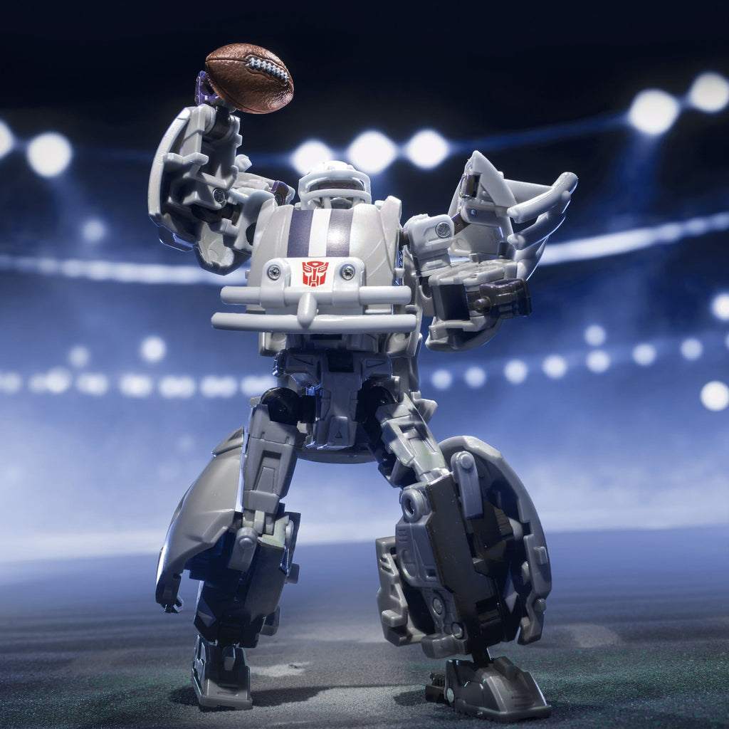 Product image Transformers x NFL Action Figure Dallas Cowboys: Starblitz 14