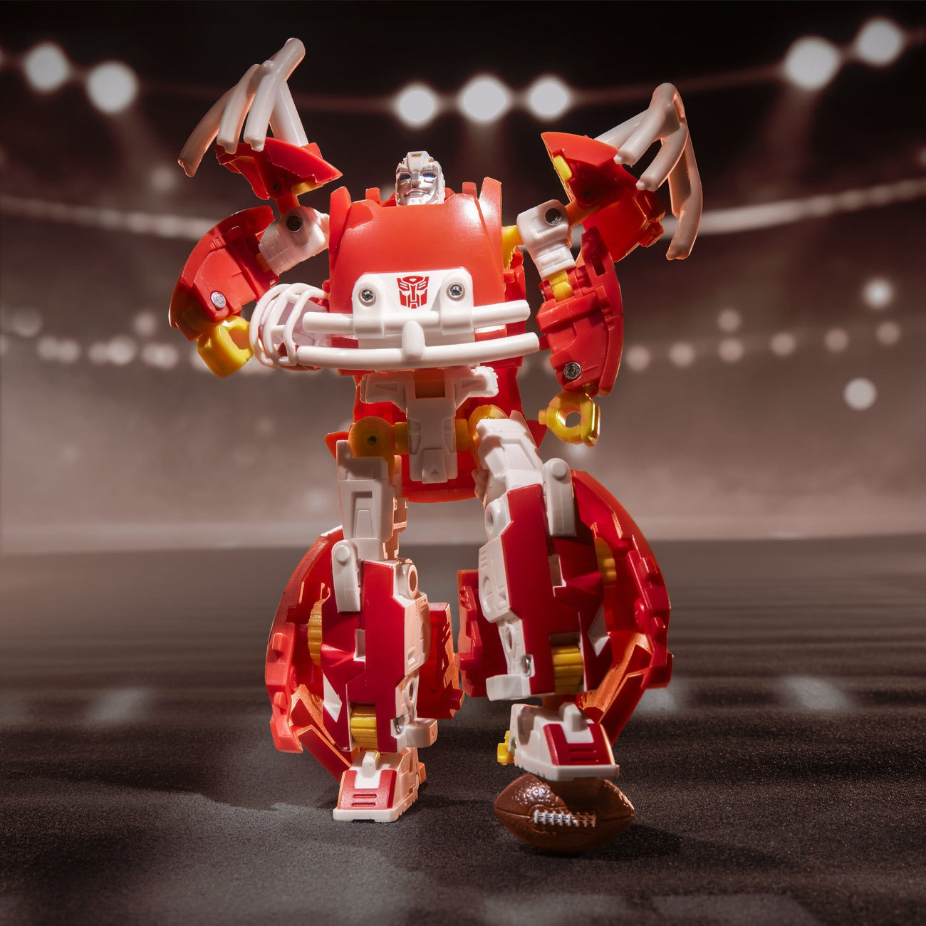 Product image Transformers x NFL Action Figure Kansas City Chiefs: KC-59 14
