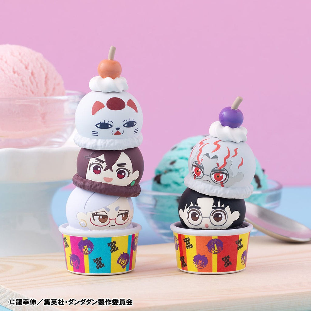 Product image Dandadan Tsumichen Stack up & Change Collectible Figures 6-Pack