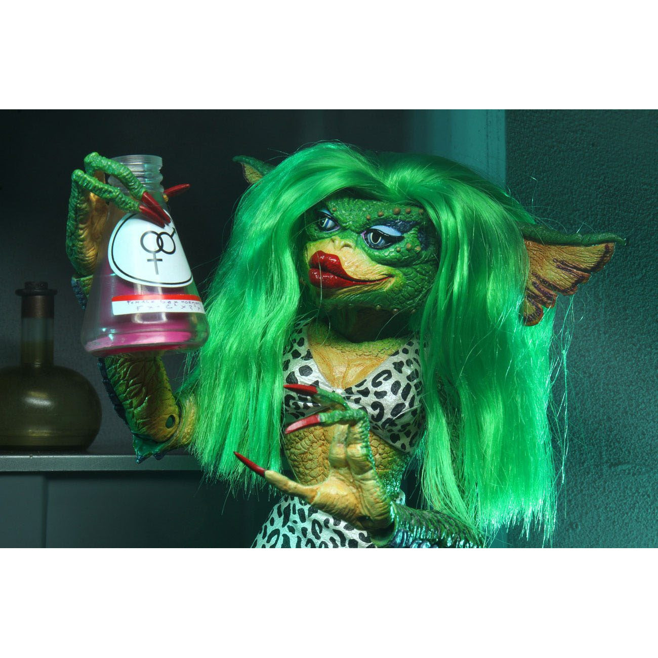 Product image Gremlins 2 Ultimate Action Figure Greta 15 cm