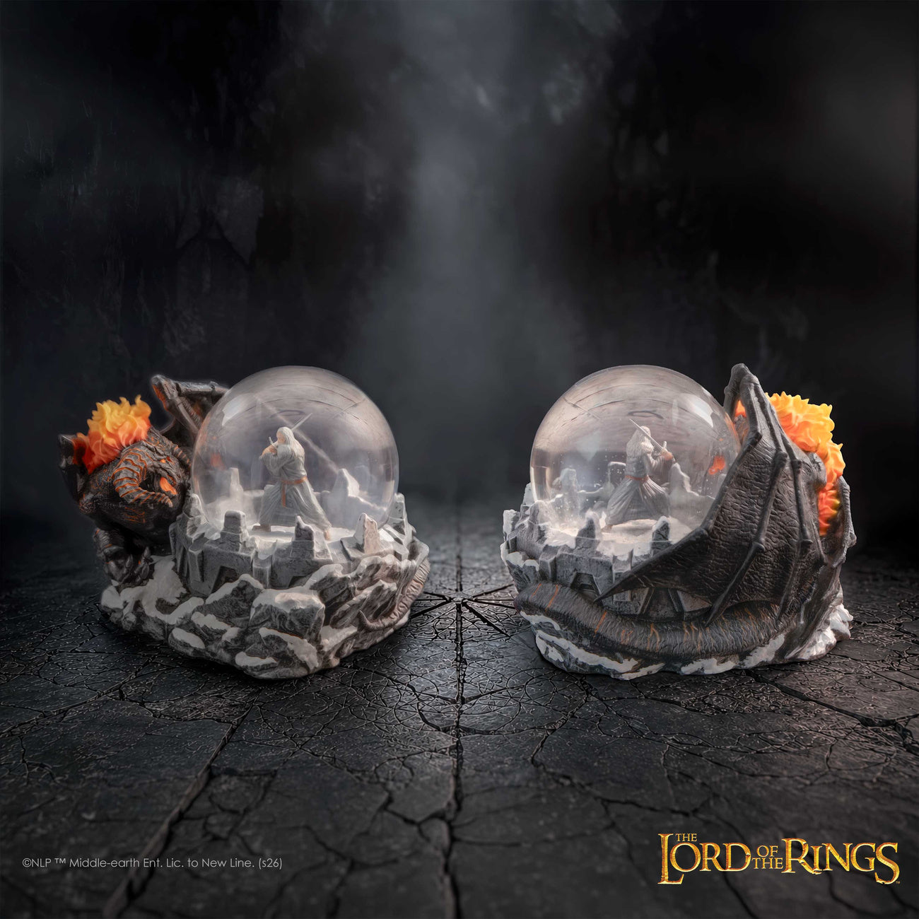 Product image The Lord of the Rings - Gandalf vs Balrog Snow Globe