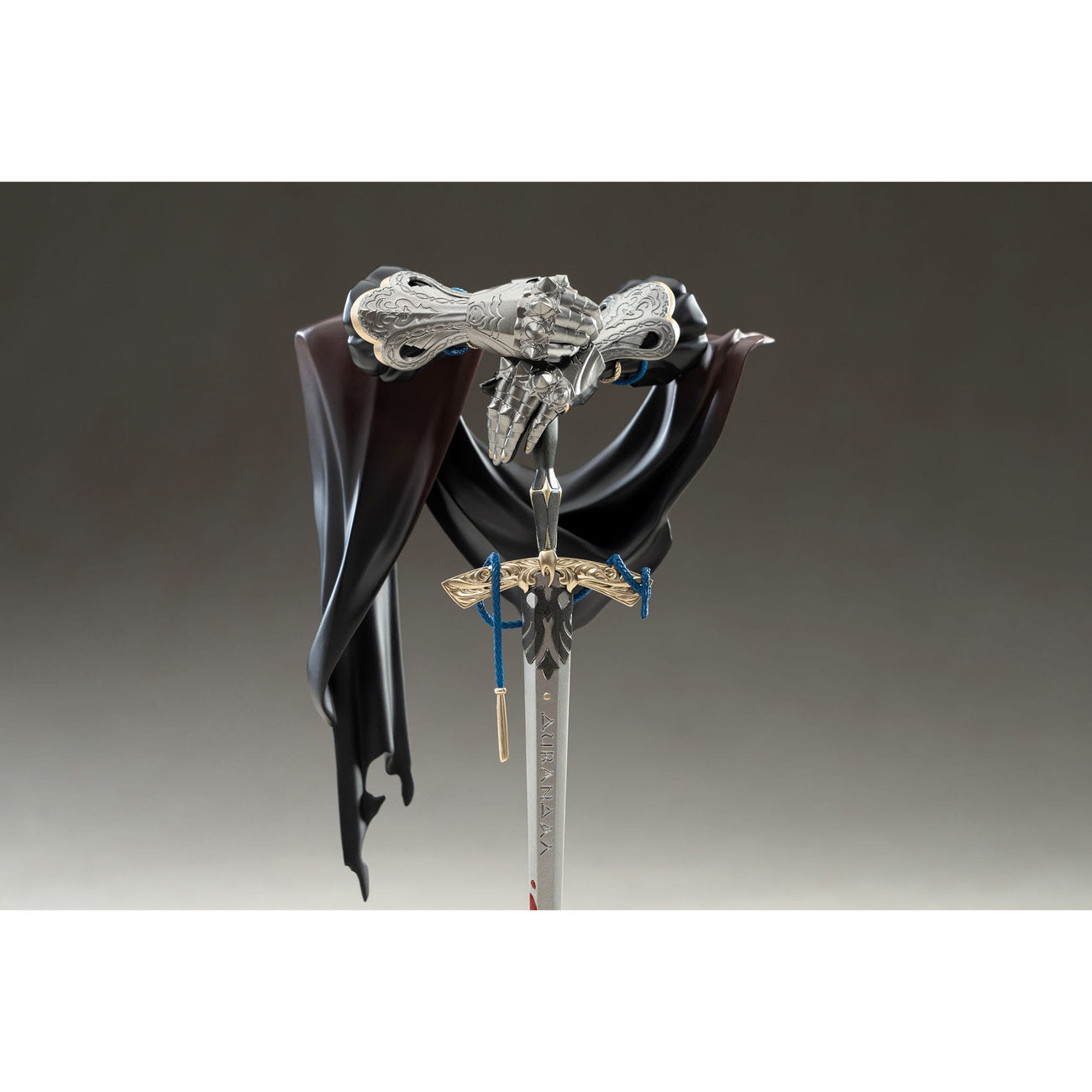 Product image Reverse: 1999 Limepie Series PVC Statue Knight 17 cm