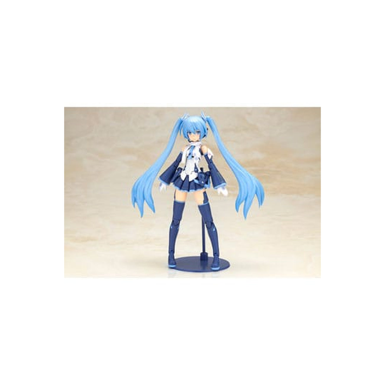 Product image Frame Arms Girl x Hatsune Miku Plastic Model Kit Frame
