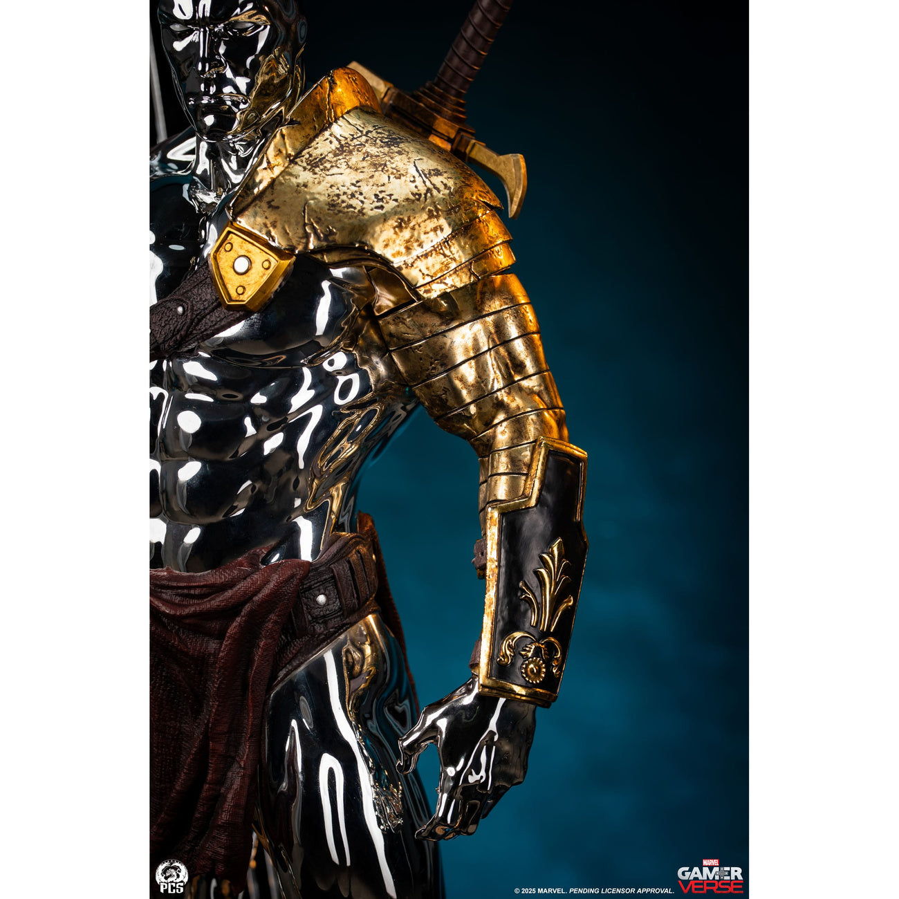 Product image Marvel Gamerverse Statue 1/3 Silver Surfer 77 cm