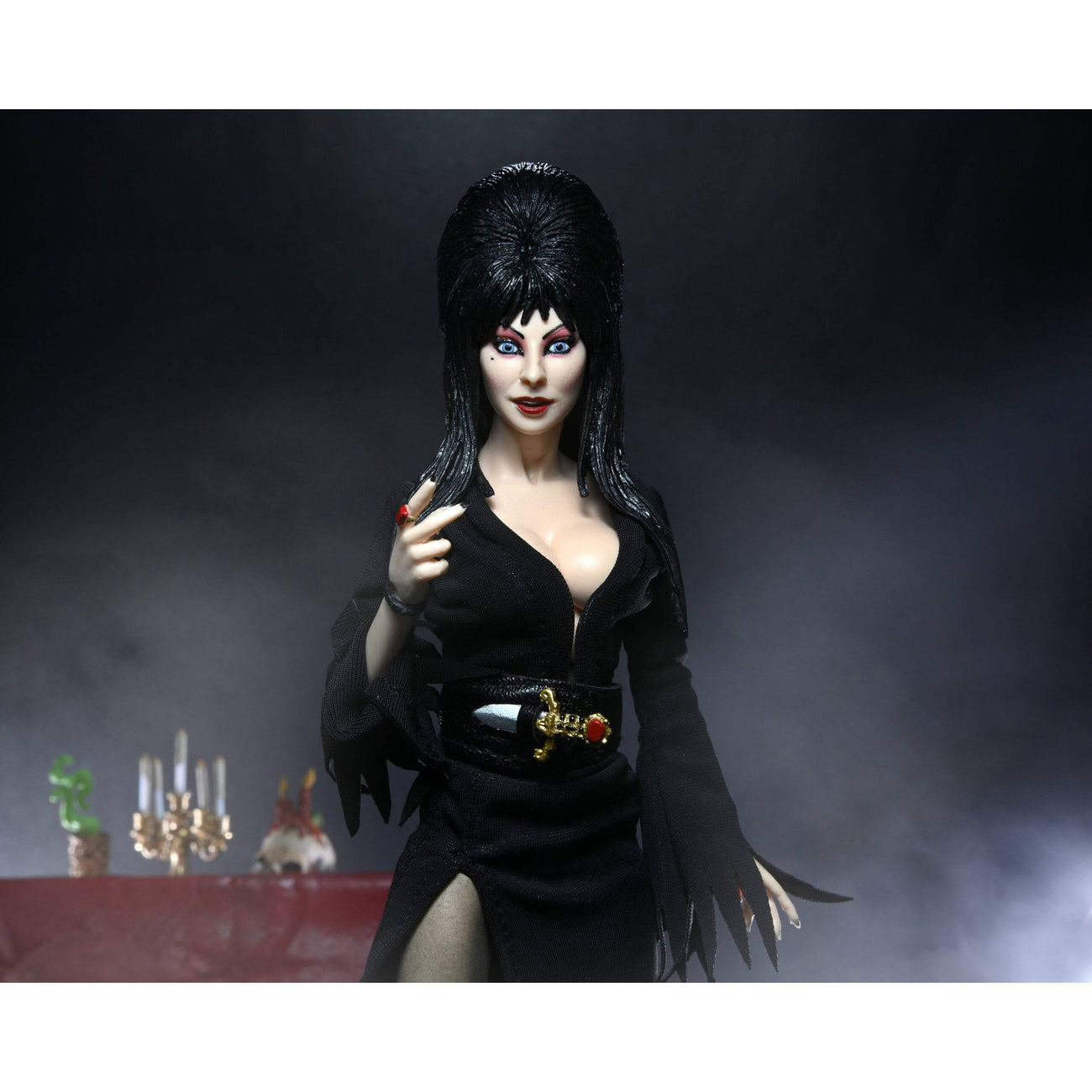 Product image Elvira, Mistress of the Dark Clothed Action Figure 20 cm