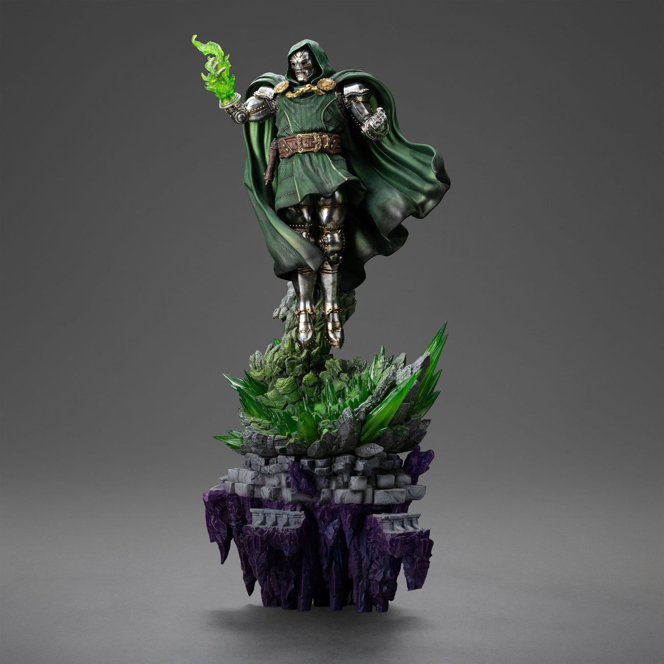 Product image Doctor Doom Marvel Legends Diorama Art Scale Statue