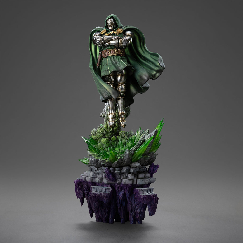 Product image Doctor Doom Marvel Legends Diorama Art Scale Statue