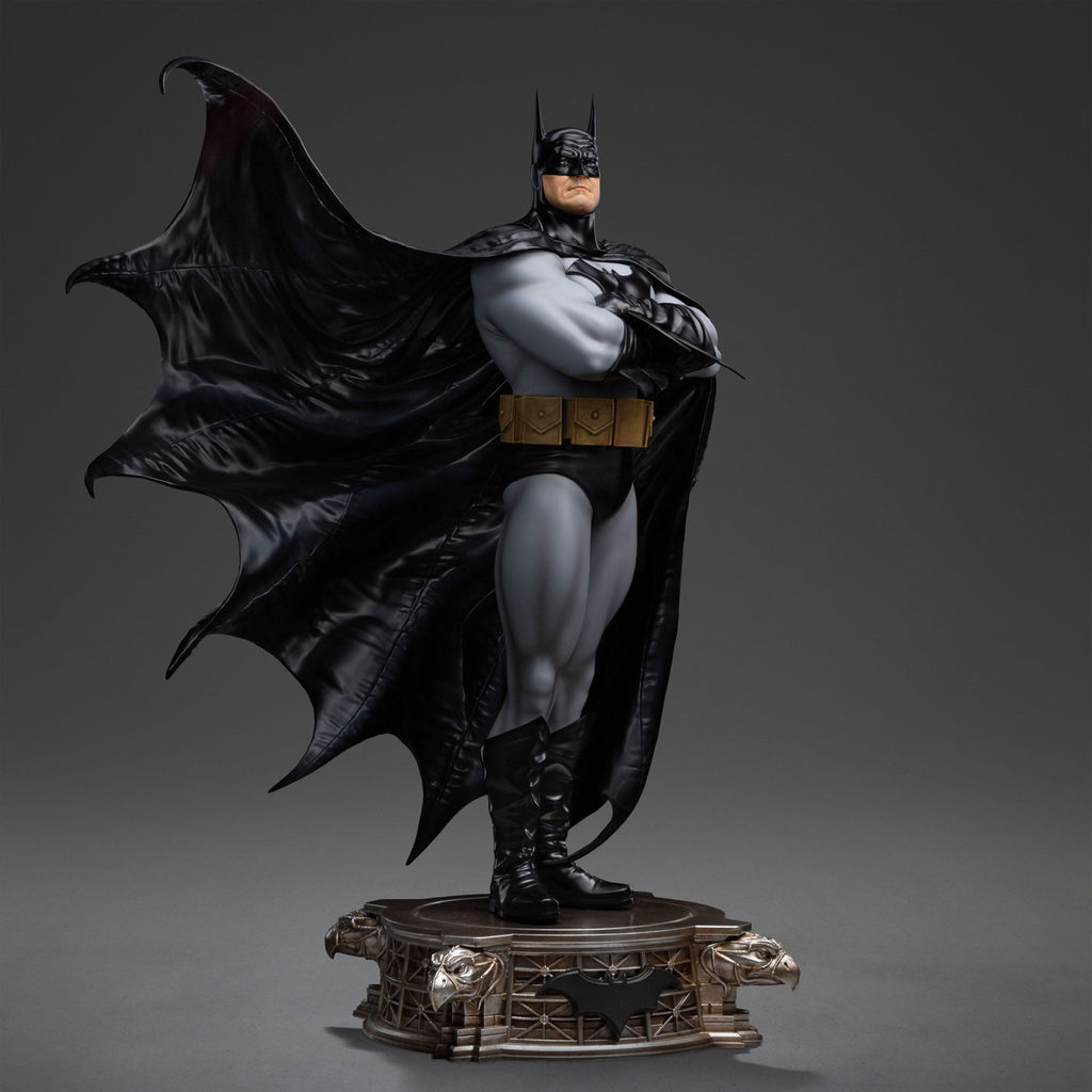 Product image DC Comics Legacy Replica Statue 1/4 Batman DC Trinity 60 cm