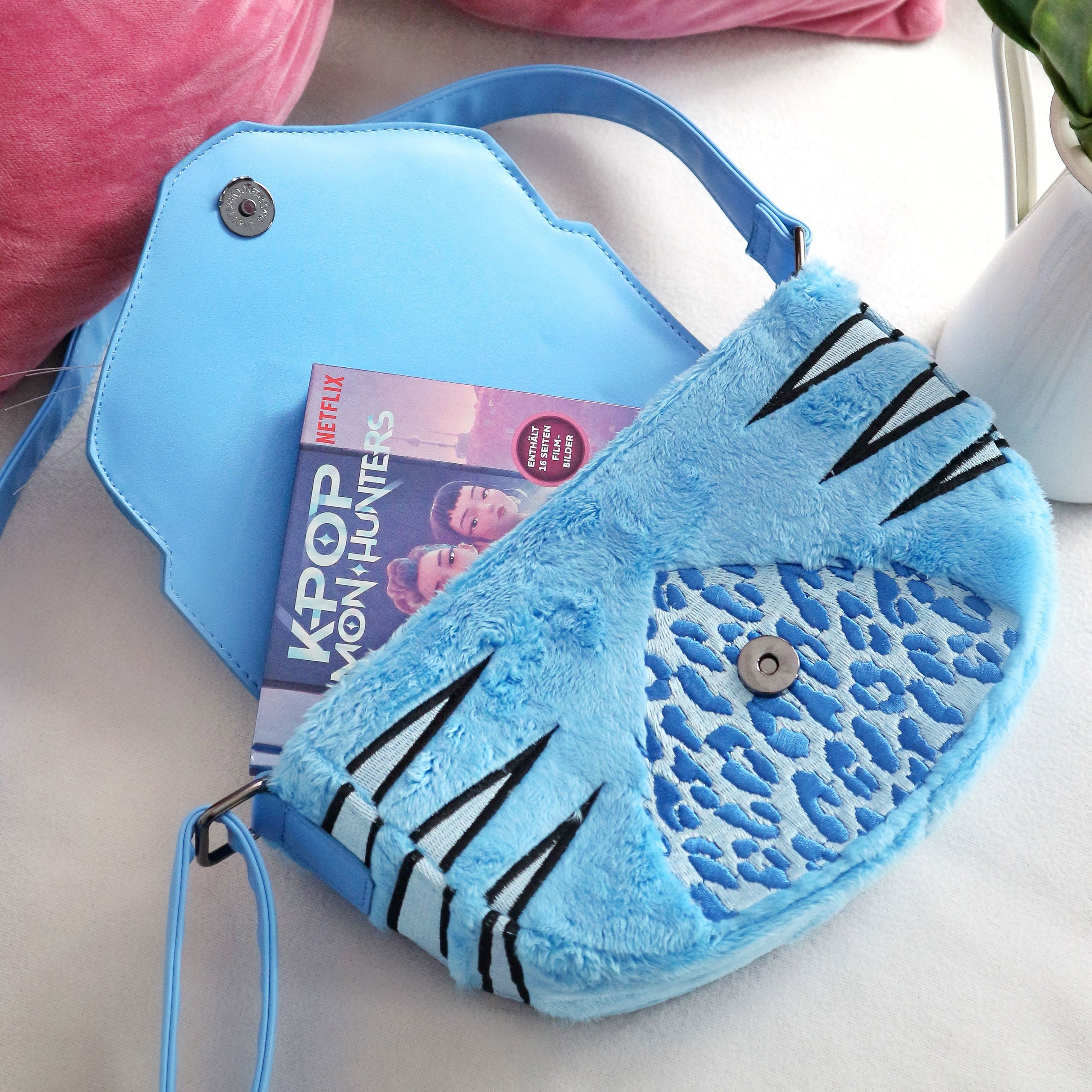 Product image KPop Demon Hunters - Derpy Crossbody Bag