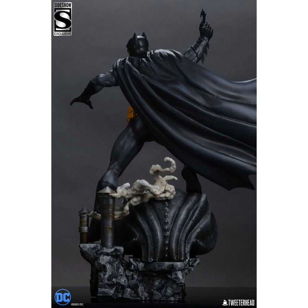 Product image DC Comics Maquette 1/4 Batman (Black and Gray Edition) 66 cm