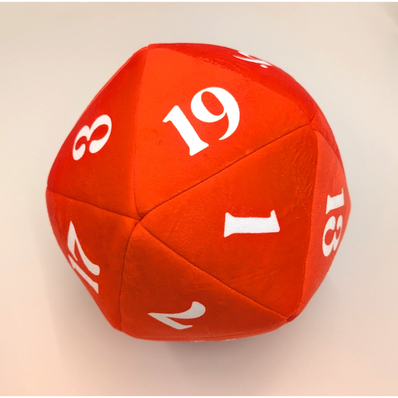 Product image Dungeons & Dragons - D20 Plush Die