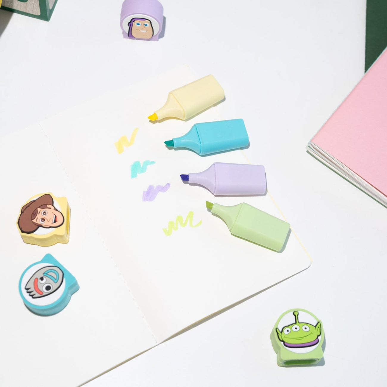 Product image Toy Story Highlighter Set with Toppers – Set of 4